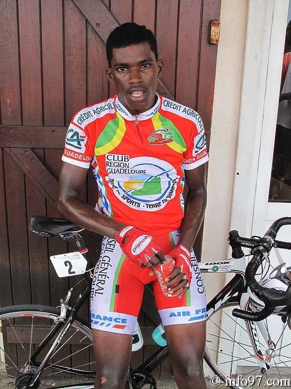 tour-cycliste-juniore-guadeloupe14.jpg