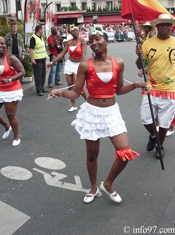 defile-paris-carnaval164.jpg