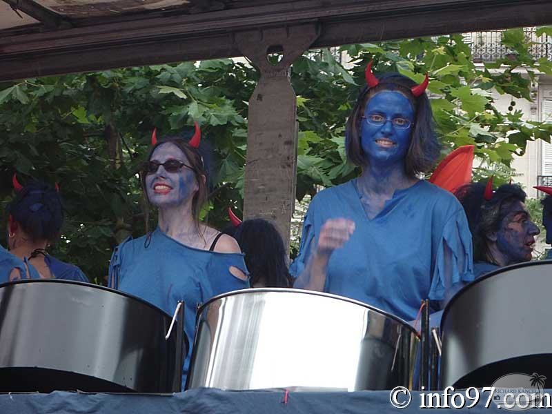 defile-paris-carnaval19.jpg