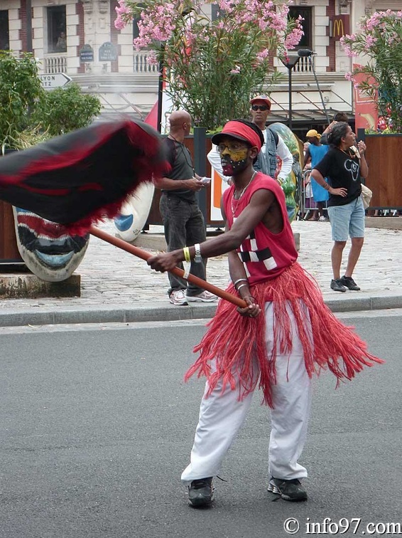 defile-paris-carnaval7.jpg