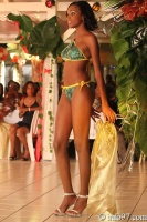 miss-2010-maillot27