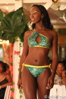 miss-2010-maillot36