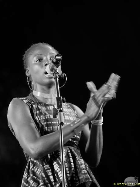 oumou-sangare-43.jpg