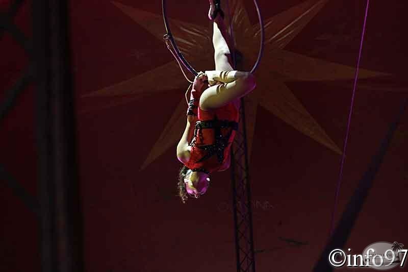 cirque-roger-lanzac-2011-2.jpg