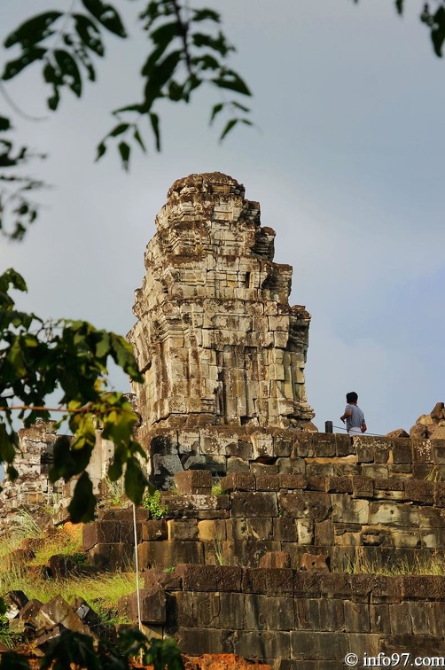 DSC04774angkor.jpg