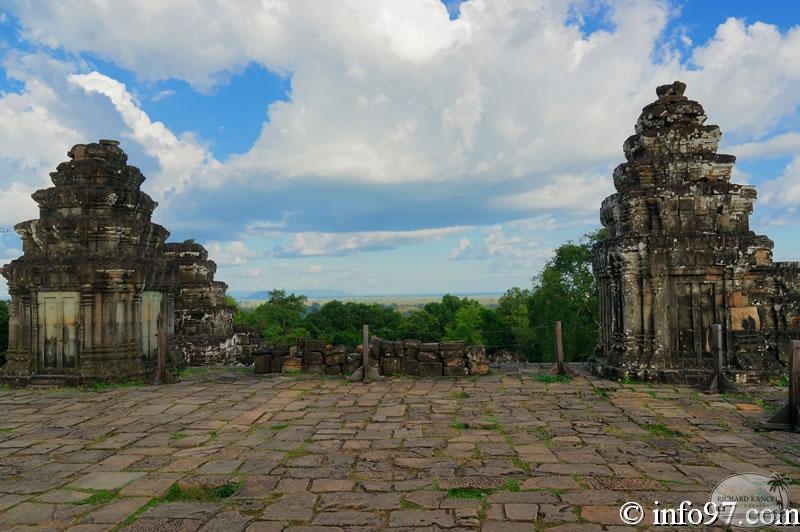 DSC04799angkor.jpg