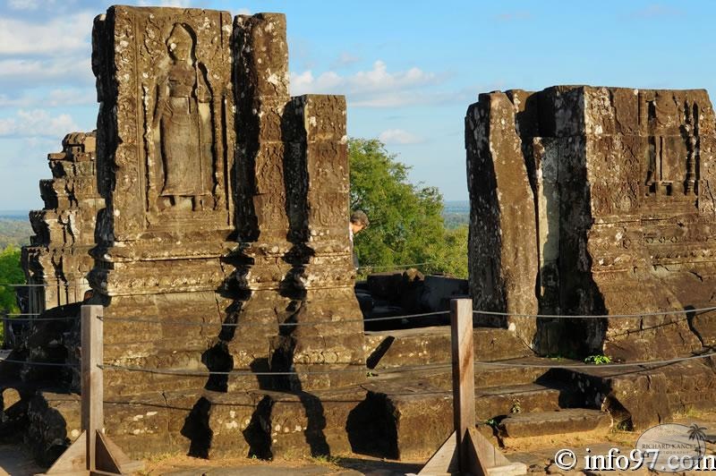 DSC04827angkor.jpg