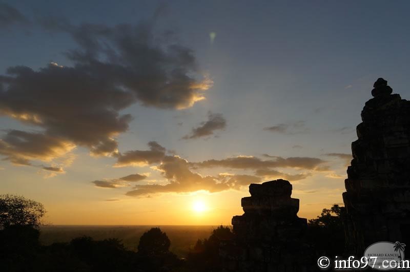 DSC04872angkor.jpg