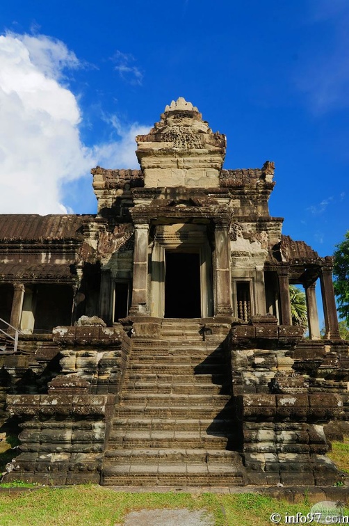 DSC05580temple-angkor-vat.jpg