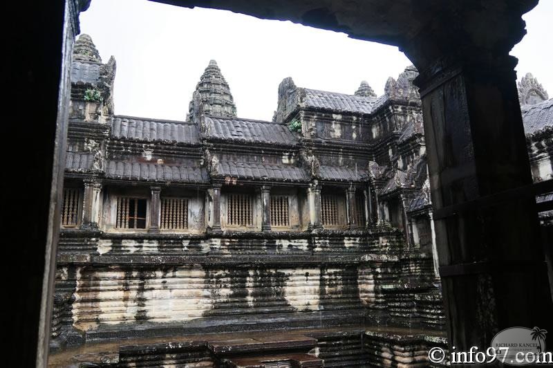DSC05632temple-angkor-vat.jpg