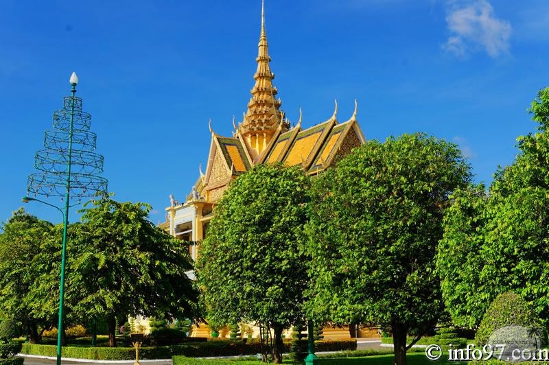DSC04512musee-palais-phnompenh.jpg
