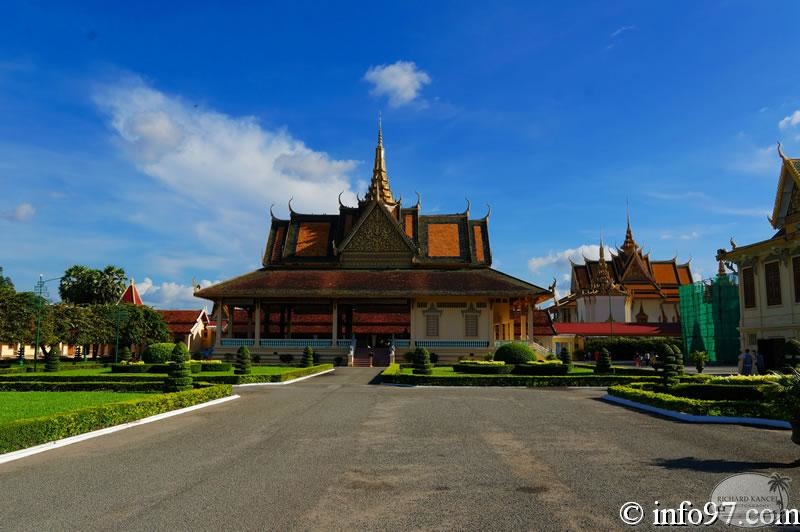 DSC04515musee-palais-phnompenh.jpg