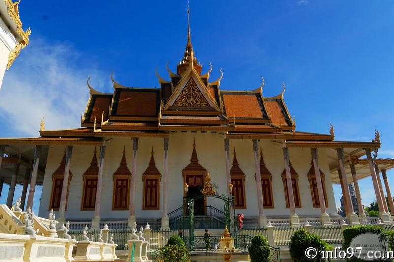 DSC04541musee-palais-phnompenh.jpg
