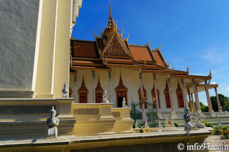 DSC04546musee-palais-phnompenh.jpg