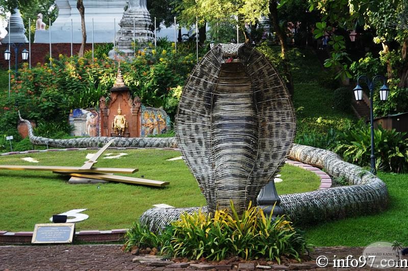 DSC04611musee-palais-phnompenh.jpg
