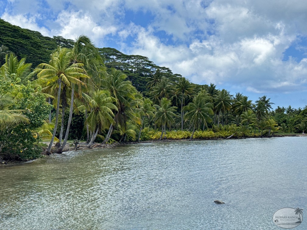 DJI_20251106_111932_595-Huahine.jpg