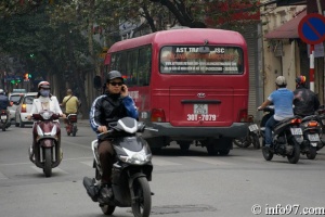 DSC01405hanoi-jour