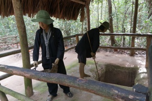 DSC03600cu-chi-tunnel