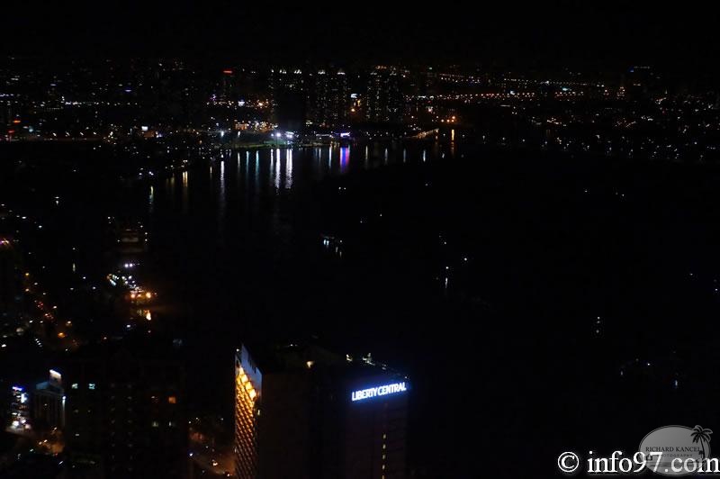 DSC06299saigon-night.jpg