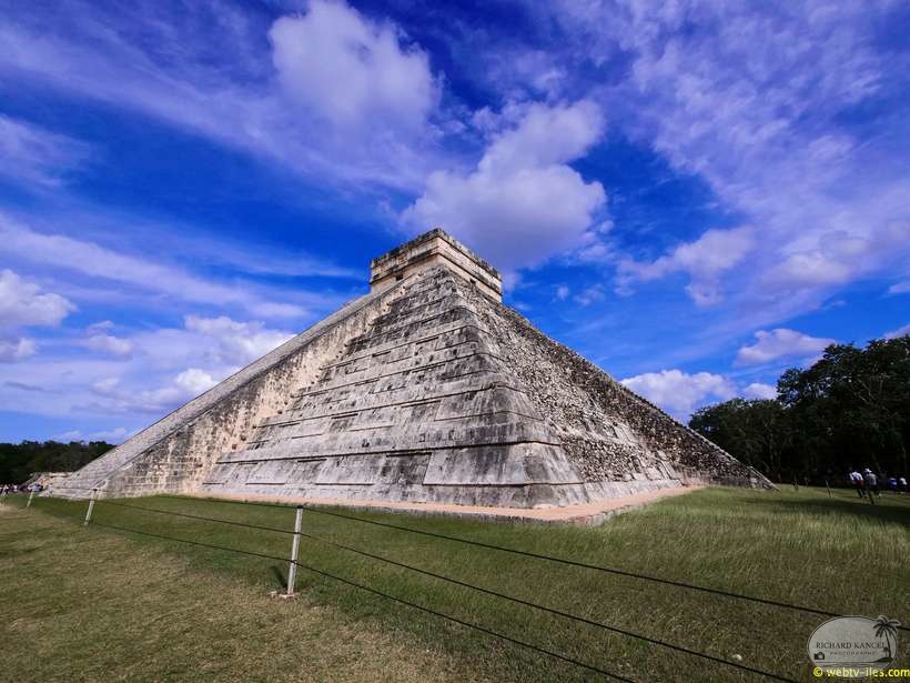 chitchen-itza-049.jpg