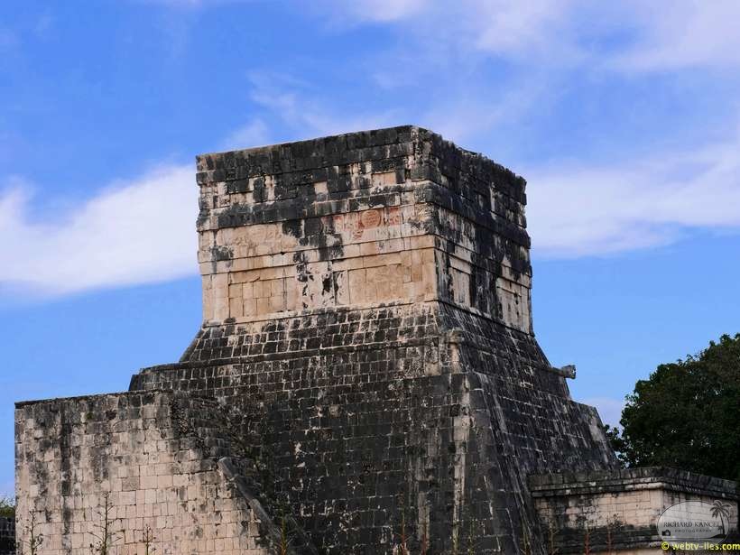 chitchen-itza-070.jpg