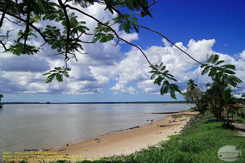 guyane01-st-laurent-fleuve.jpg