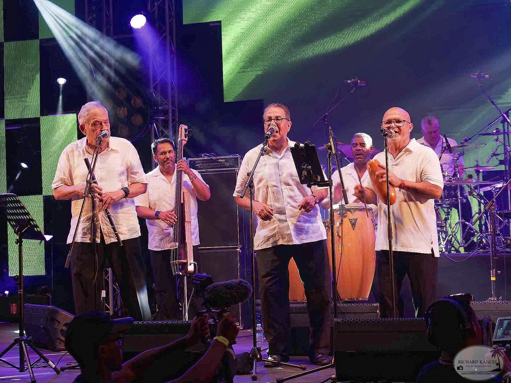 _1070844-orquestra-broadway-terre-de-blues.jpg