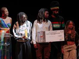 P1007430-nouveaux-regards