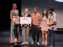 P1007463-nouveaux-regards