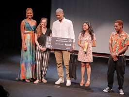 P1007473-nouveaux-regards