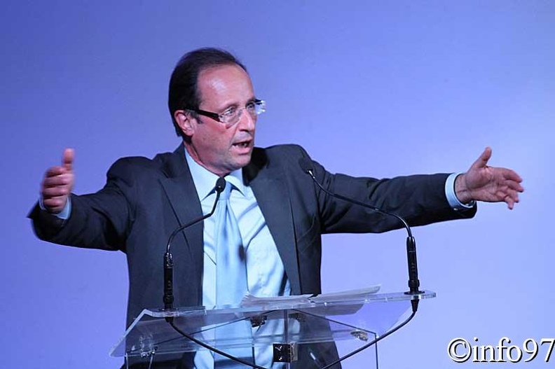 meeting-francois-hollande21.jpg