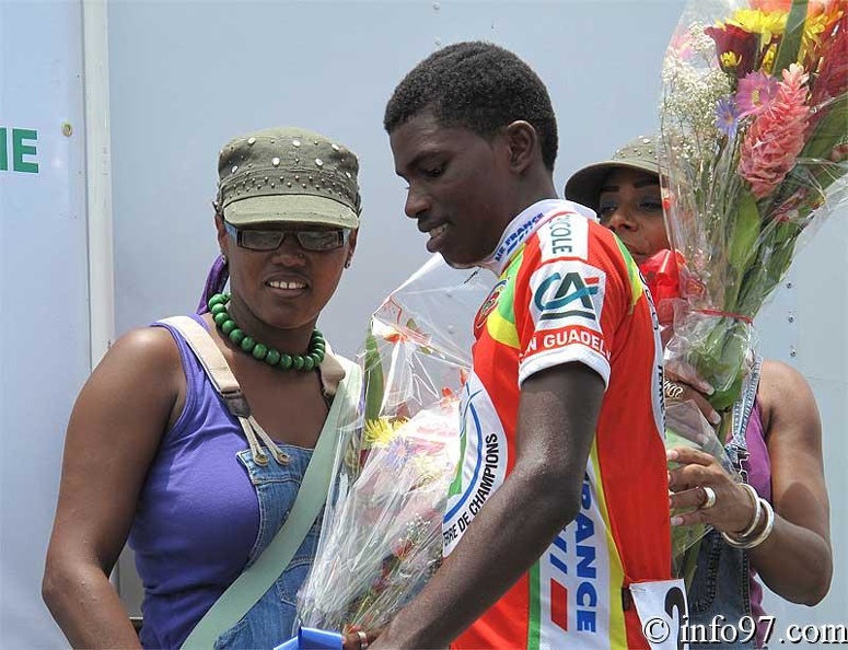 tour-cycliste-juniore-guadeloupe22.jpg