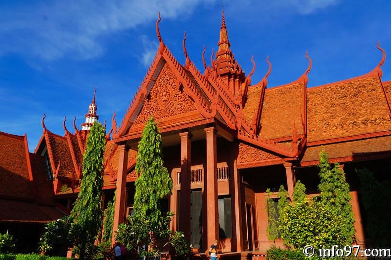 DSC04580musee-palais-phnompenh.jpg