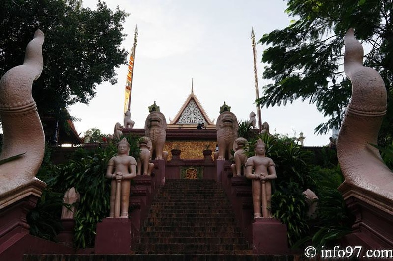DSC04586musee-palais-phnompenh.jpg