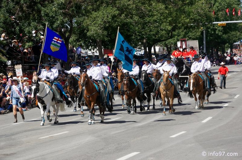 rodeo-stampede-parade-150.jpg
