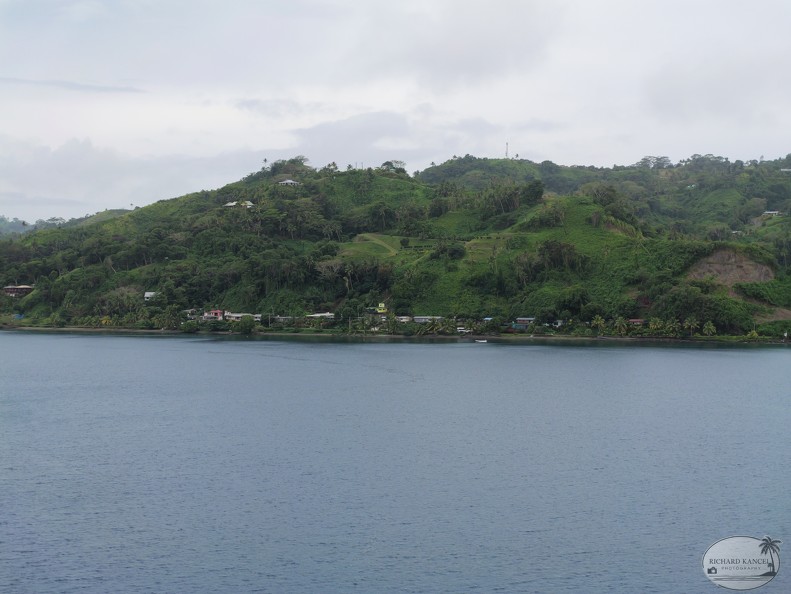 P1010132-savusavu.jpg