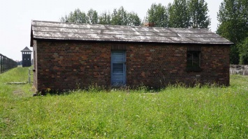 Auschwitz-Birkenau-23