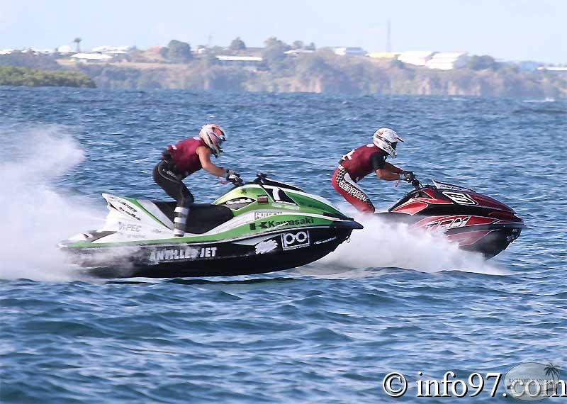 karujet2010-pro-2.jpg