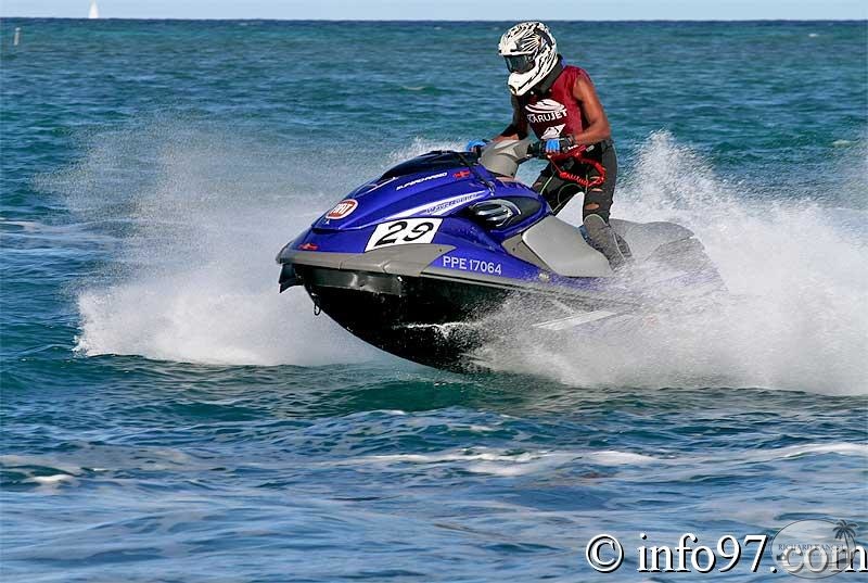 karujet2010-pro-42.jpg