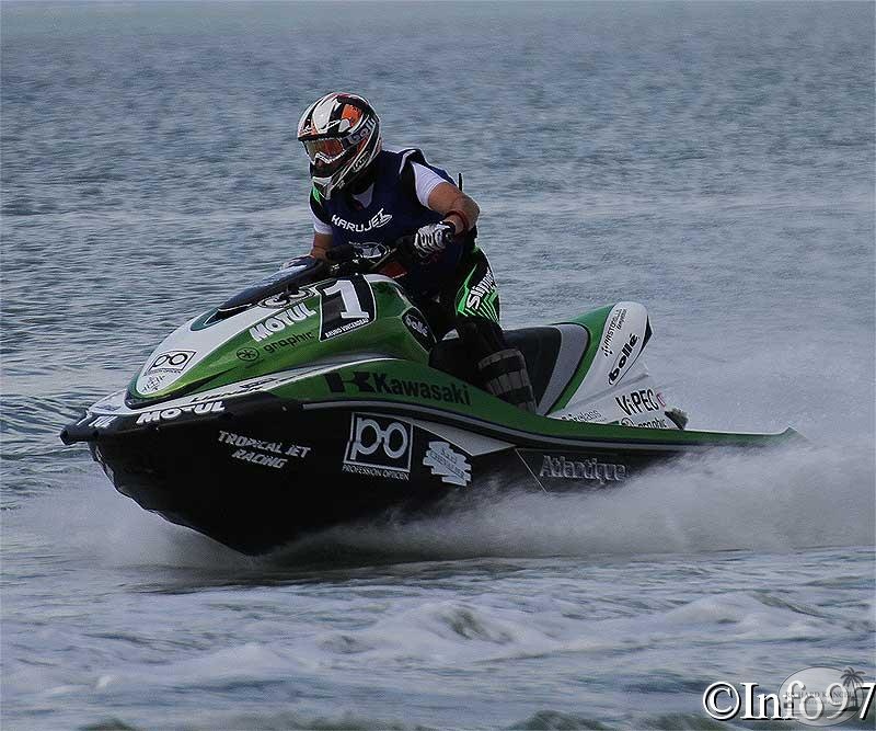 karujet2011-pro-14.jpg