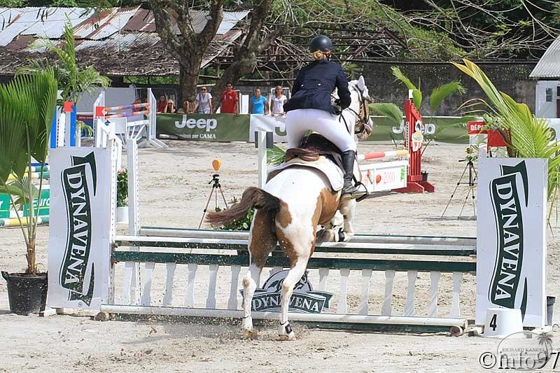 jumping-jeep2012-4.jpg
