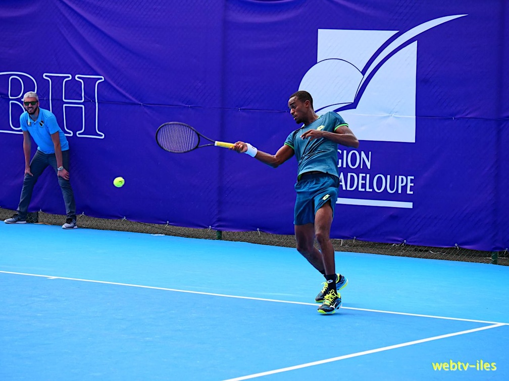 open-tennis-guadeloupe-j411.jpg