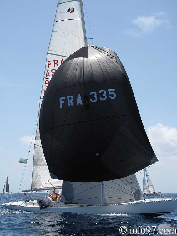 tour-voile-guadeloupe-voilier20125.jpg