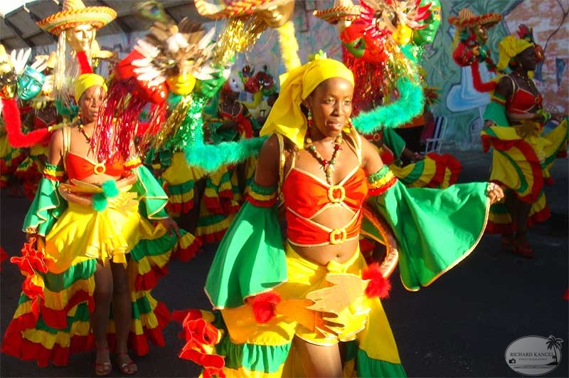 carnaval-baie-mahault8.jpg