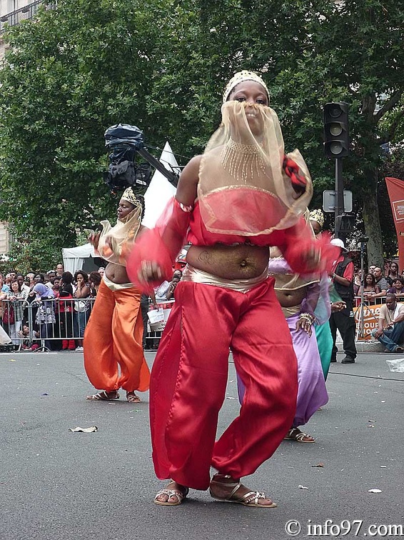 defile-paris-carnaval1989.jpg