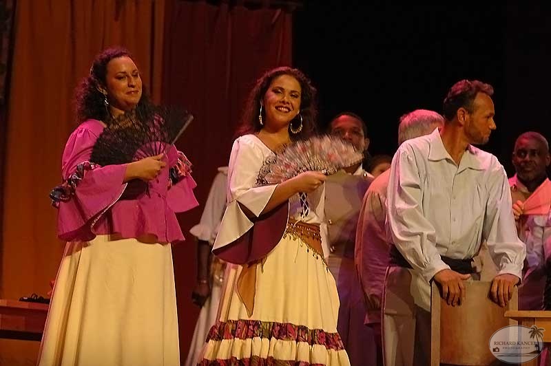 carmen23.jpg