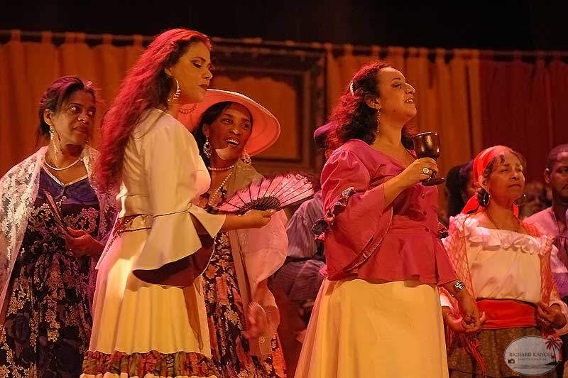 carmen26.jpg