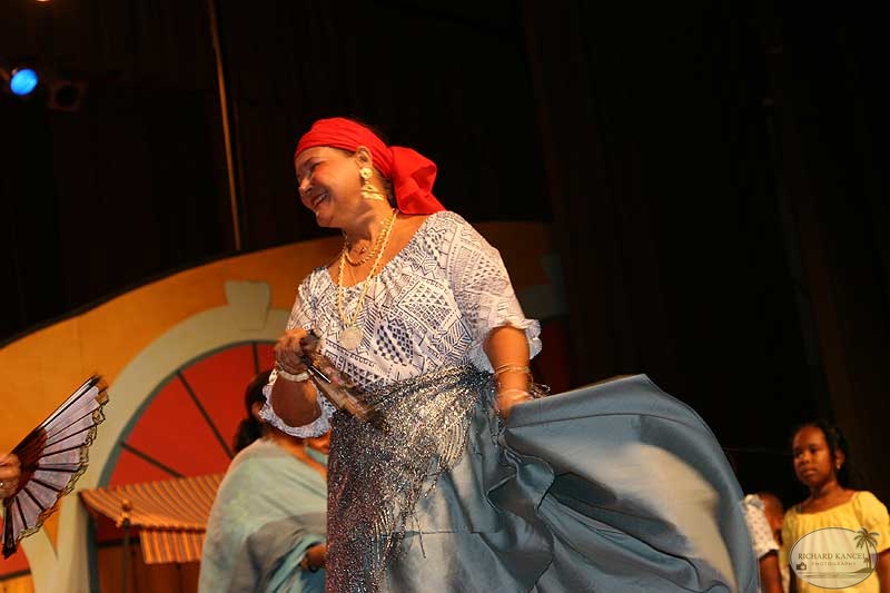 carmen-opera21.jpg