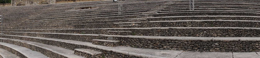 pamooramics_theatre_antique_saint_domingue.jpg