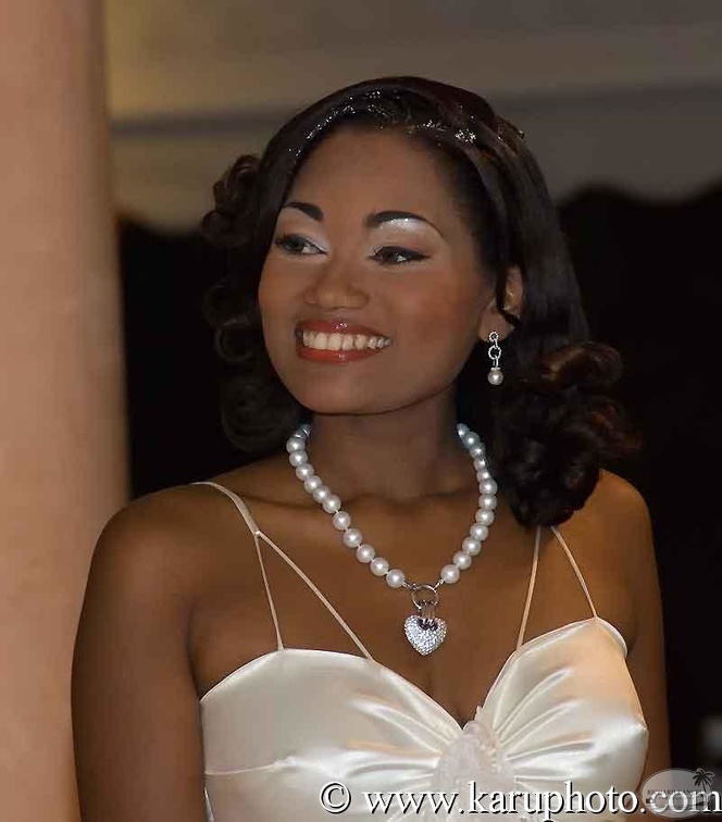 miss2008-portrait2.jpg
